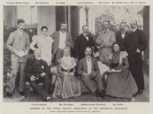 Miembros de la Comisión de Plagas de la India en la Residencia, Bangalore de English Photographer