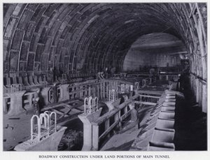 Túnel Mersey: Construcción de la carretera bajo las porciones terrestres del túnel principal de English Photographer