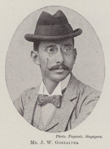 Sr. J. W. Gonsalves de English Photographer