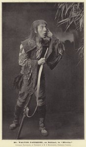 Mr Walter Passmore, como Bobinet, en Mirette de English Photographer