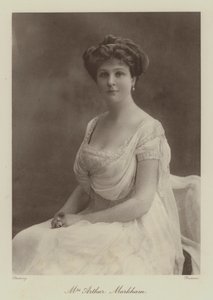 Sra. de Arthur Markham (foto b/n) de English Photographer