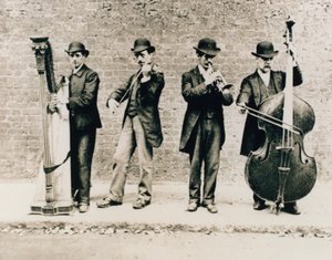 Músicos en Greenwich en 1884