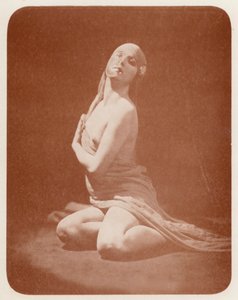 Arte nudista: Etude (foto b/n) de English Photographer