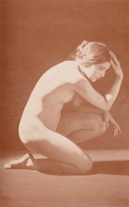 Arte nudista: El pensativo (foto b/n) de English Photographer