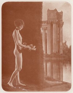 Arte nudista: Doncella de Atenas (foto b/n)