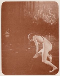 Arte nudista: Nenúfares (foto b/n)