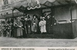 Inauguración de Kingsway y Aldwych