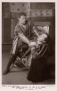 Otelo estrangulando a Iago, Lewis Waller y H B Irving de English Photographer