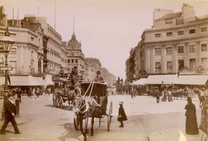 Oxford Street, Regent Circus, Londres de English Photographer