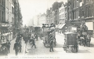 Oxford Street vista desde Tottenham Court Road de English Photographer