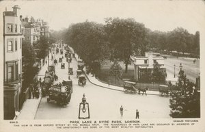 Park Lane y Hyde Park, Londres de English Photographer