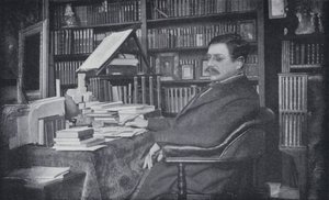 Paul Bourget en su estudio (foto en blanco y negro) de English Photographer