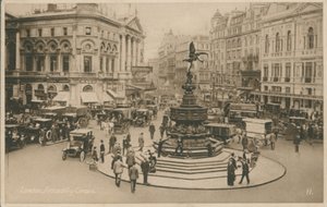Piccadilly Circus, Londres de English Photographer