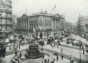 Piccadilly Circus, mostrando la Fuente Memorial Shaftesbury y el London Pavilion de English Photographer