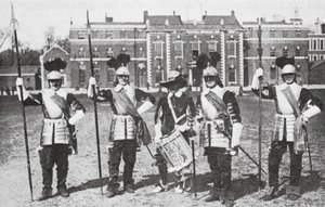 Piqueros de la Honourable Artillery Company, Londres (fotografía en blanco y negro)