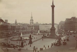Postal con imagen de Trafalgar Square de English Photographer