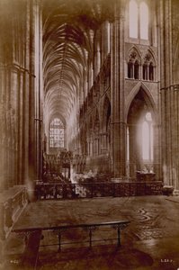 Postal con una imagen del interior de la Abadía de Westminster de English Photographer