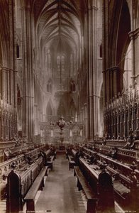 Postal con una imagen del interior del Coro de la Abadía de Westminster