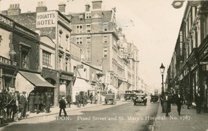 Praed Street y el Hospital St Marys, Londres