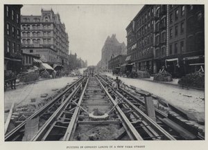 Instalación de revestimiento de conducto en una calle de Nueva York de English Photographer