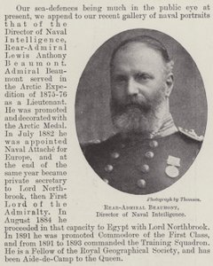 Contraalmirante Beaumont, director de inteligencia naval de English Photographer
