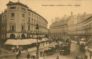 Regent Street y Hotel Piccadilly, Londres de English Photographer
