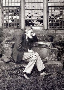 Robert Bridges, poeta inglés (foto en b/n) de English Photographer