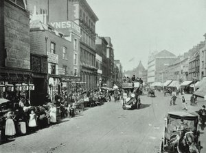 Shoreditch High Street: mirando al norte, 1896 de English Photographer