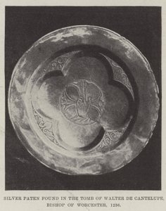 Patena de Plata encontrada en la Tumba de Walter de Cantelupe, Obispo de Worcester, 1236 de English Photographer