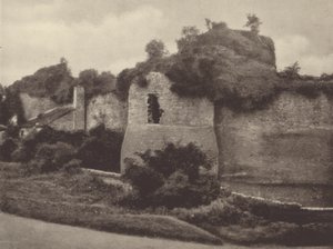 Castillo de Skenfrith (foto b/n) de English Photographer