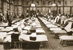 Alojamiento para Dormir: El Salón Pequeño, Alexandra Palace, ilustración de Prisioneros Alemanes en Gran Bretaña de English Photographer