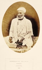 Brahmán Suroosatee, Hindú, Lahore, de The People of India, por J. Forbes Watson, publicado en 1868