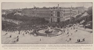 El funeral de Señor Castelar, la procesión pasando por la Plaza de Madrid de English Photographer