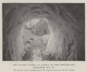 El túnel glaciar en Albula, en el este de Suiza, completado el 28 de mayo de English Photographer