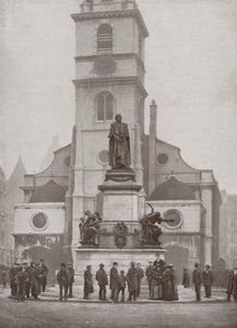 El Memorial de Gladstone en el Strand de English Photographer
