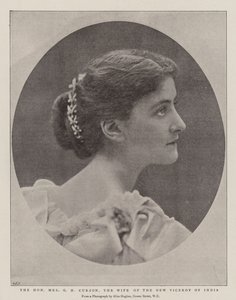 La Honorable Sra. G N Curzon, la esposa del nuevo virrey de la India de English Photographer