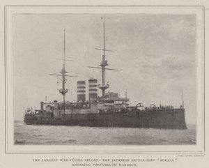 El Buque de Guerra Más Grande a Flote, el Acorazado Japonés Mikasa entrando en el Puerto de Portsmouth de English Photographer