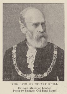 El difunto Sir Stuart Knill