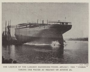El lanzamiento del mayor buque de pasajeros a flote, el Cedric tomando el agua en Belfast el 21 de agosto de English Photographer