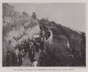 La procesión del misterio en Roquebrune, los grupos de Herodes y Pilato de English Photographer