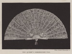El abanico de la coronación de la Reina de English Photographer
