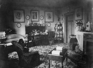 La Sala de Estar de la Reina, Villa Hohenlohe, Baden-Baden, finales de la década de 1860 de English Photographer