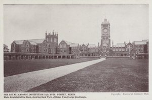 La Escuela Masónica Real, Bushey