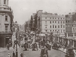 El Strand, desde cerca de Charing Cross, mirando al Este de English Photographer