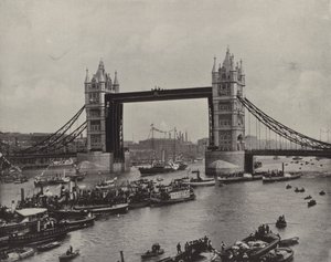 El Puente de la Torre, mirando al este (foto en blanco y negro)