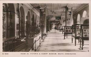 Museo Victoria y Alberto, South Kensington, Londres de English Photographer