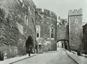 Torre de Londres, Tower Hill: La Torre Sangrienta, 1890 de English Photographer