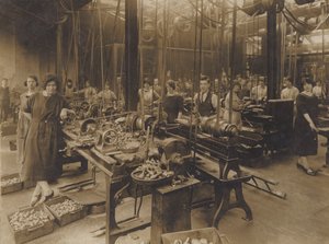 Obra de ingeniería inglesa sin identificar, principios del siglo XX (foto en b/n) de English Photographer