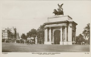 Arco de Wellington y Cuadriga, Hyde Park Corner de English Photographer