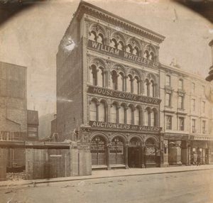 William Whiteley, casa y agentes inmobiliarios, subastadores y tasadores, Westbourne Grove, Londres de English Photographer